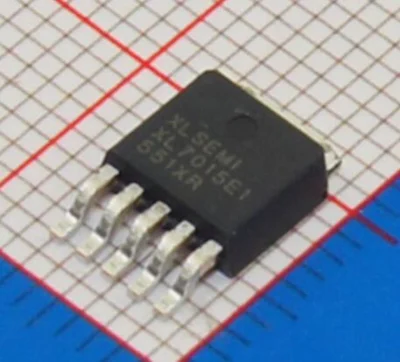 XL7015E1 DC-DC power IC chip
